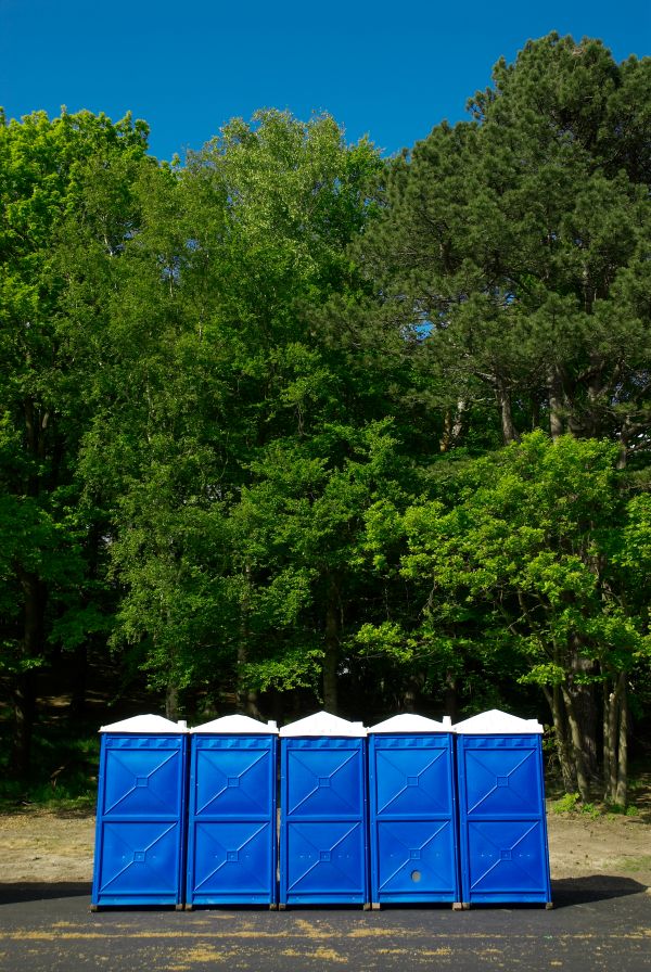 Temporary restroom rental units at an outdoor site in Long Beach